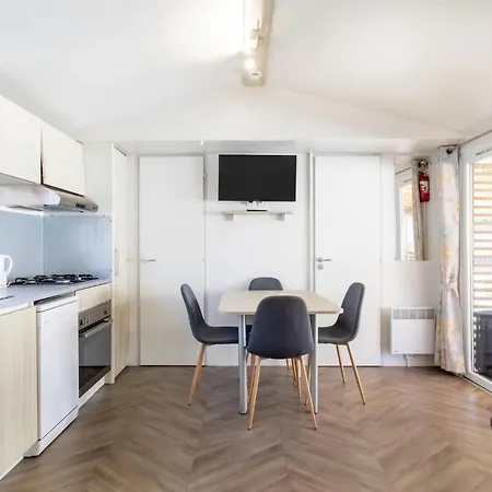 Bungalow *