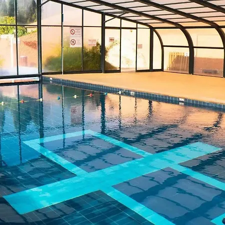 Bungalow مكان تخييم
