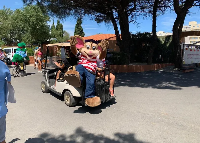 キャンプ場 Bungalow カネ