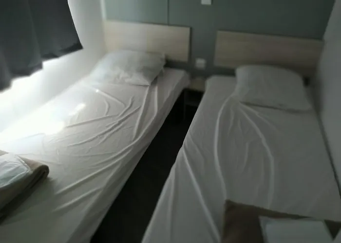 Bungalow キャンプ場 *